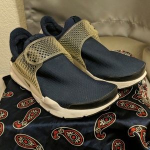 Nike sick dart navy blue